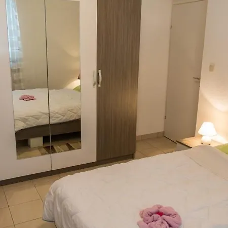 Appartamento Zeljka B Mundanije